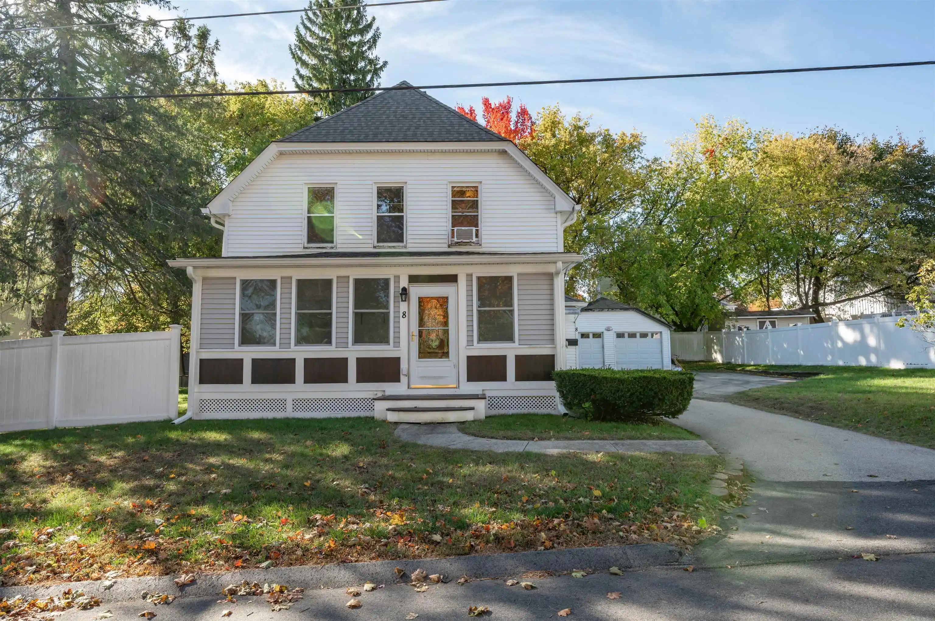Photo 1 of Sale Pending at 8 Everett St, Derry, NH 03038 | MLS# 5114519 | Listing updated on 2026-10-20