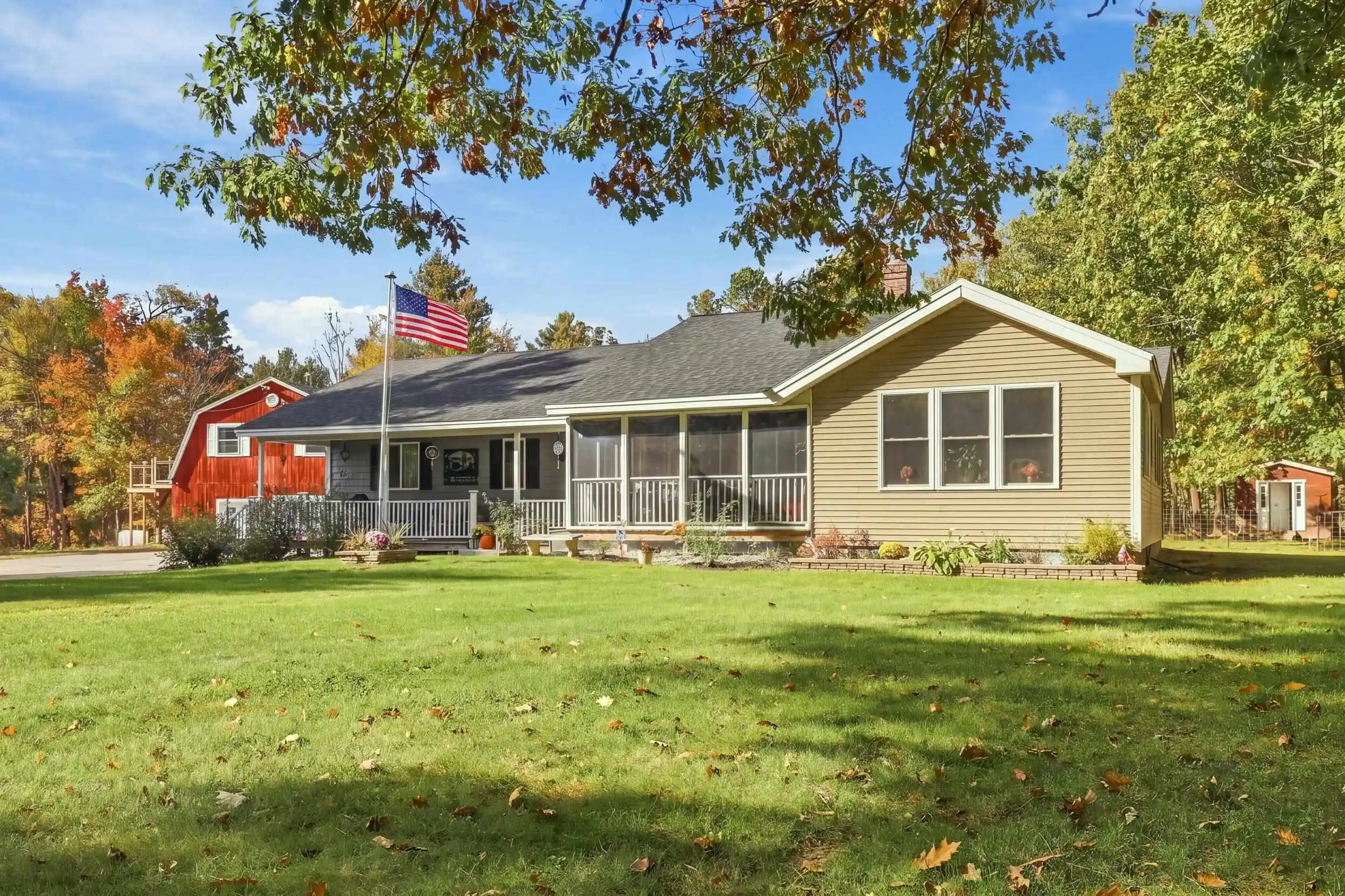 Photo 1 of Single family home for sale at 279 Franklin Hwy, Andover, NH 03216 | MLS# 5114619 | Listing updated on 2026-10-16