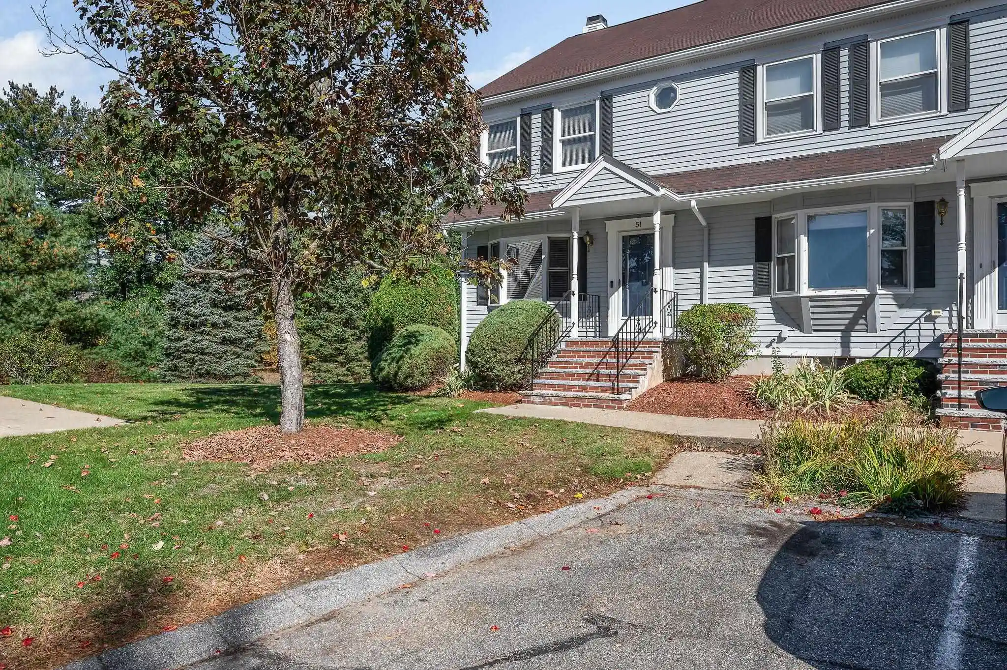 Townhouse for sale at 51 Cadogan Way, Nashua, NH 03062 | MLS# 5114629
