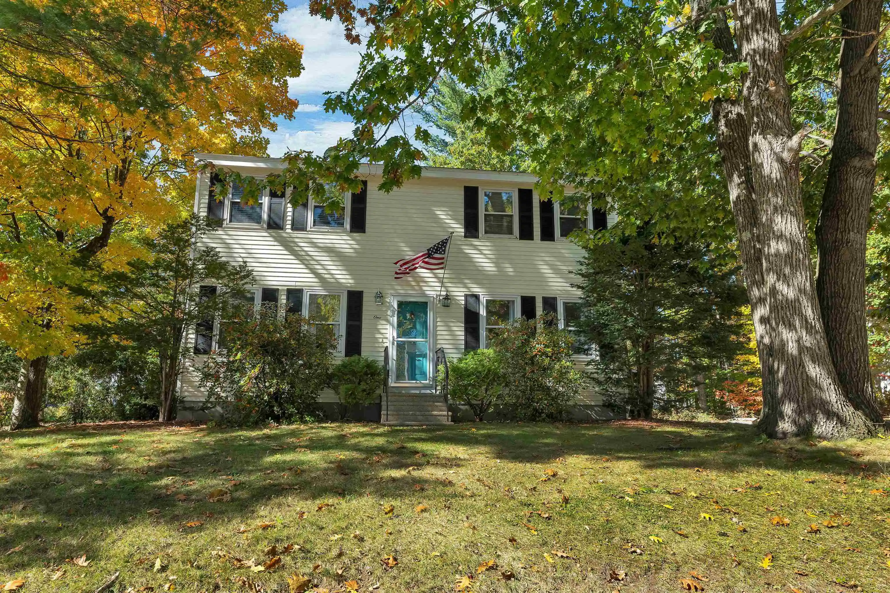 Photo 2 of Single family home for sale at 1 Bellflower Cir, Concord, NH 03303 | MLS# 5114654 | Listing updated on 2026-10-28