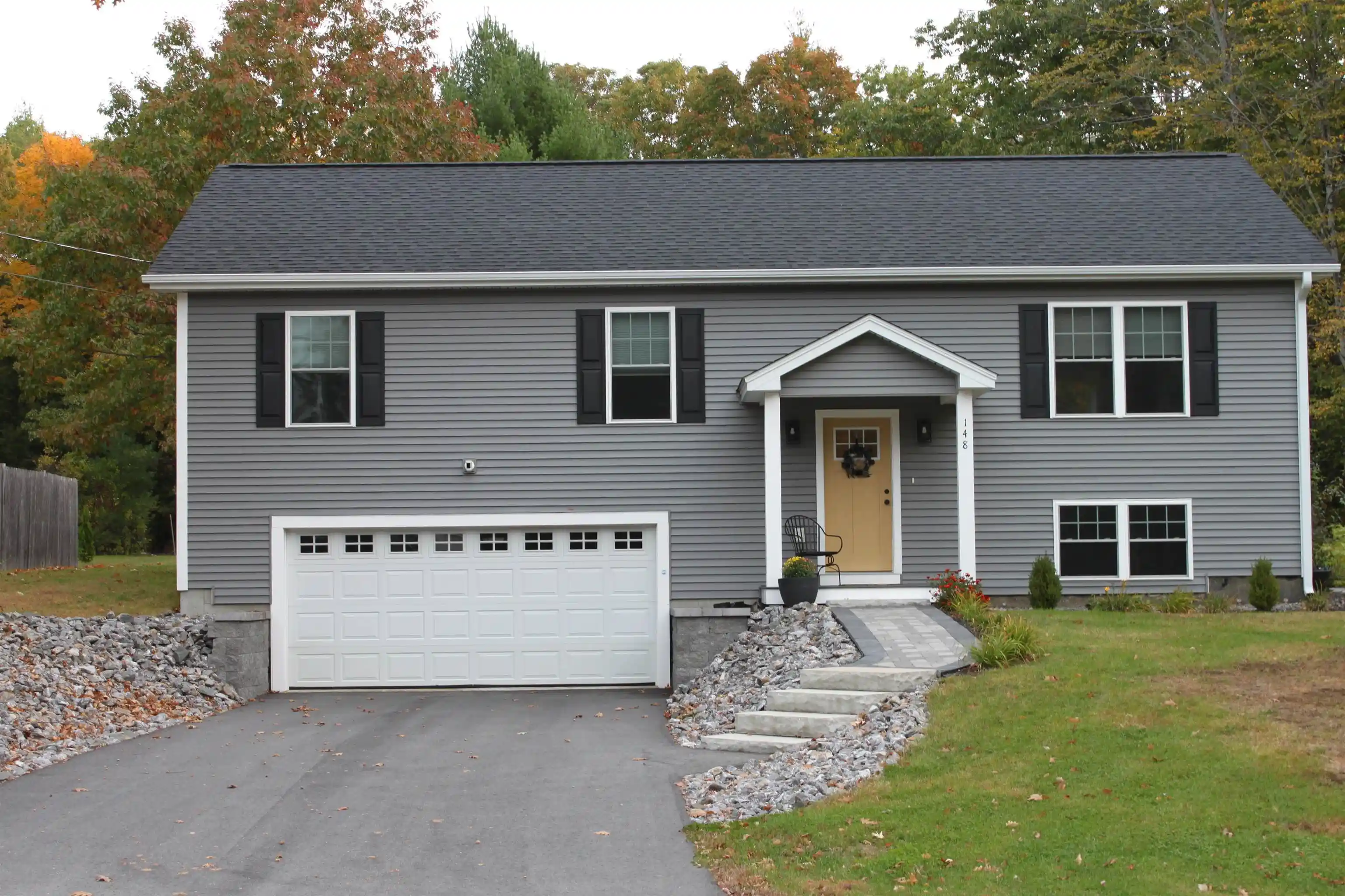 Photo 1 of Single family home for sale at 148 Old Dover Rd, Rochester, NH 03867 | MLS# 5114783 | Listing updated on 2026-10-19