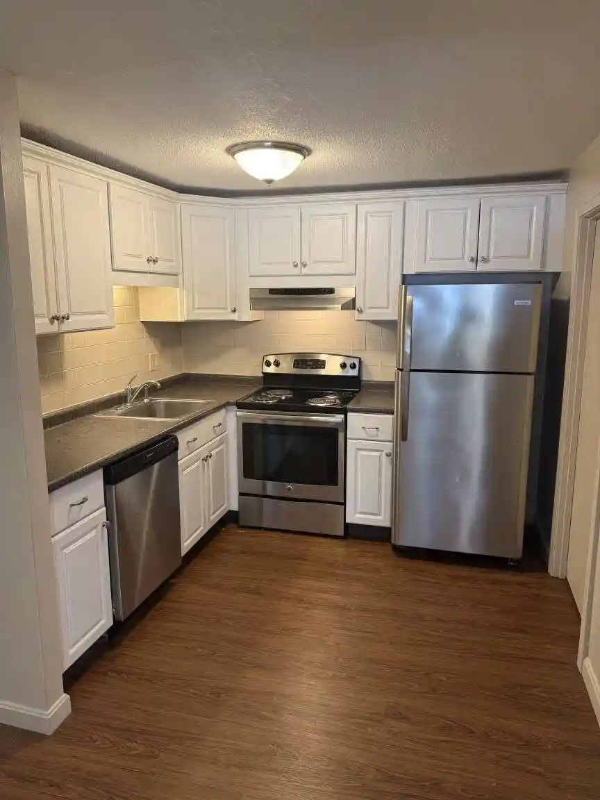Condo for sale at 56 English Village Rd #103, Manchester, NH 03102 | MLS# 5114785