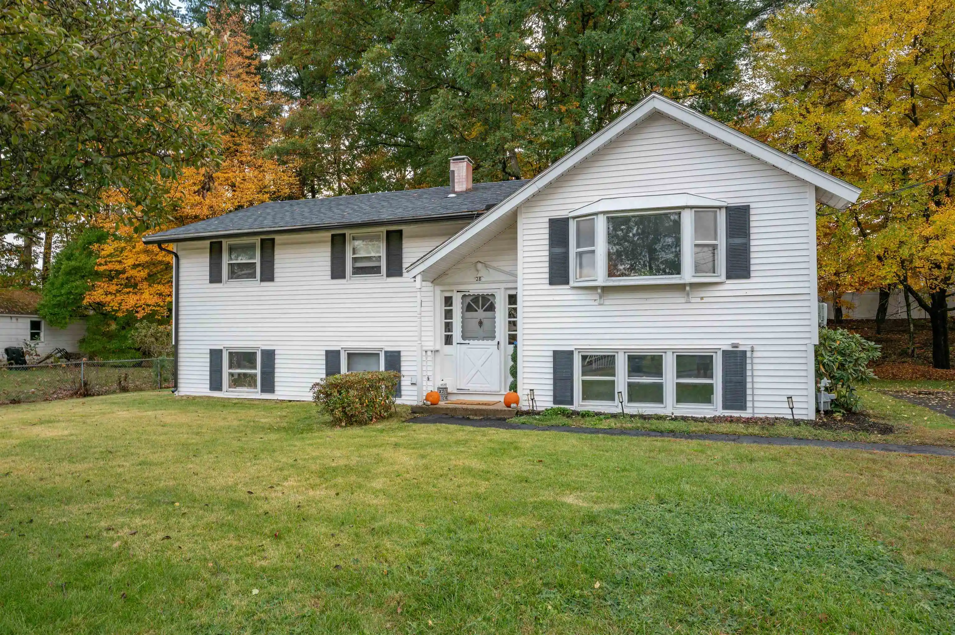 Single family home for sale at 28 Edinburgh Dr, Nashua, NH 03062 | MLS# 5114815