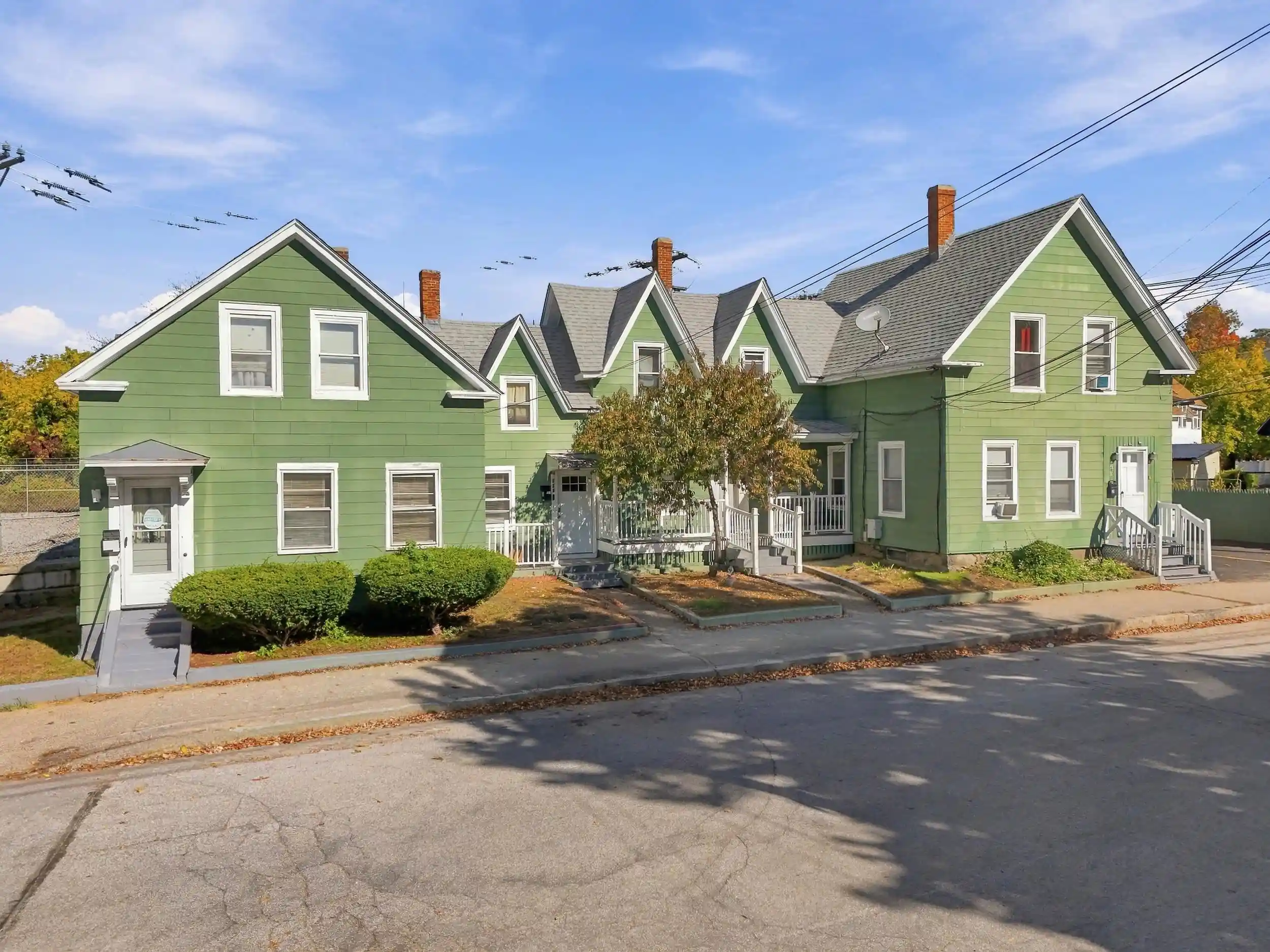 Multi family home for sale at 274 E High St, Manchester, NH 03104 | MLS# 5114846