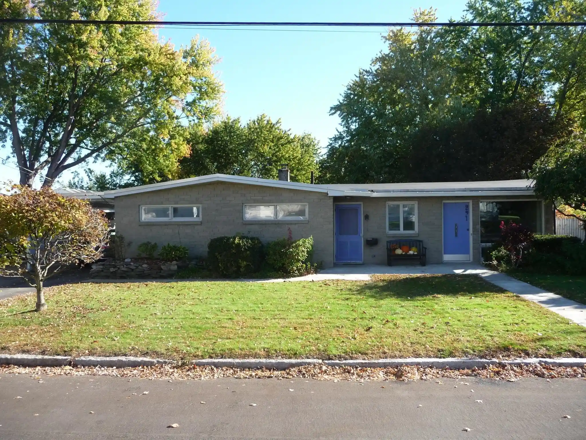 Photo 1 of Sale Pending at 291 Coolidge Ave, Manchester, NH 03102 | MLS# 5114945 | Listing updated on 2026-10-26