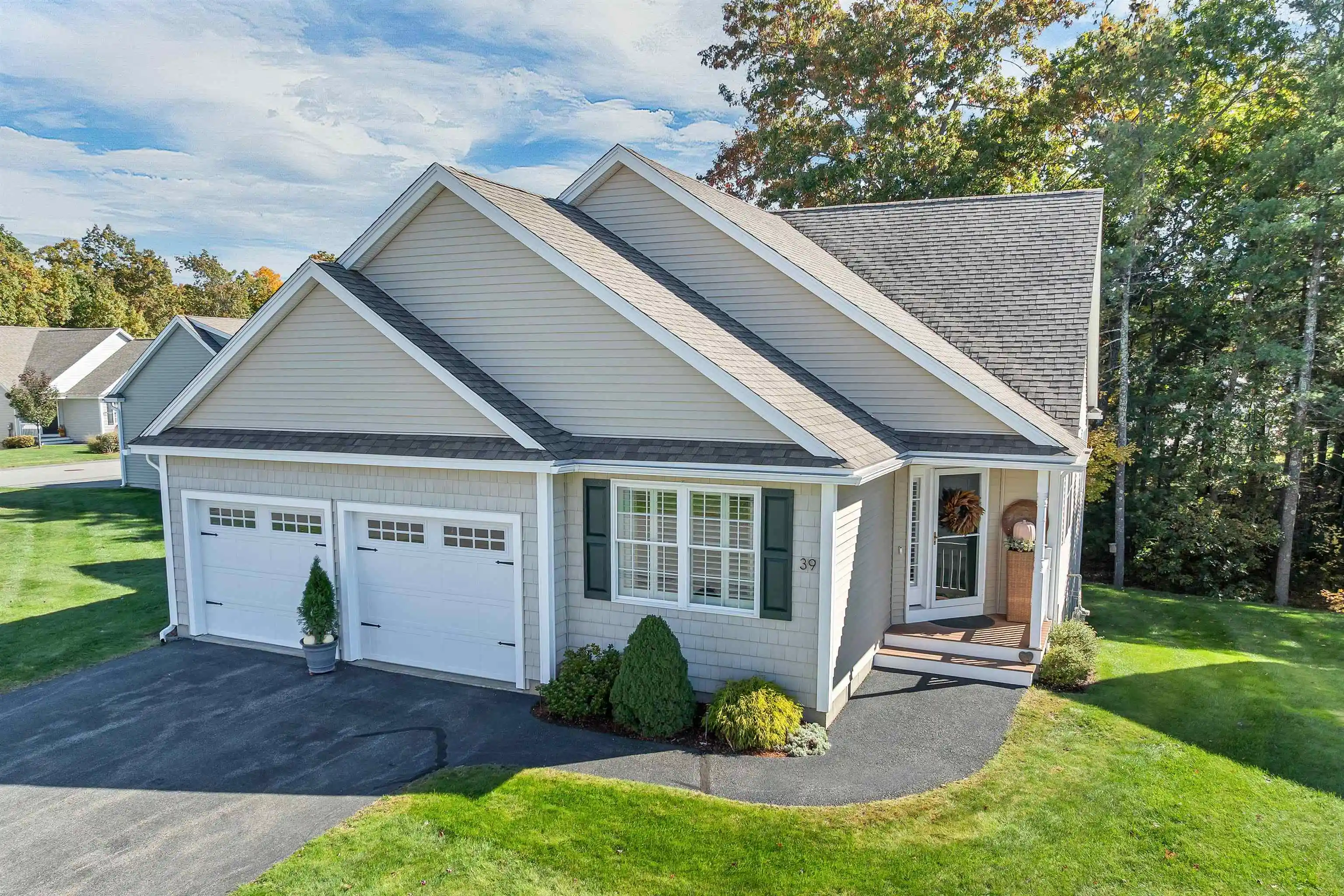 Photo 1 of Sale Pending at 39 Brody Ln, Hudson, NH 03051 | MLS# 5115037 | Listing updated on 2026-10-27