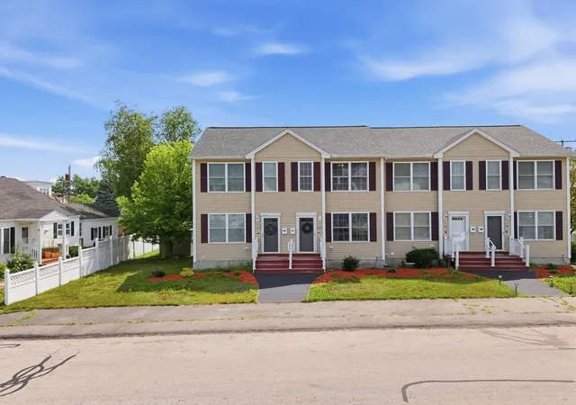 Photo 1 of Townhouse for sale at 639 Hevey St, Manchester, NH 03102 | MLS# 5115040 | Listing updated on 2026-10-30