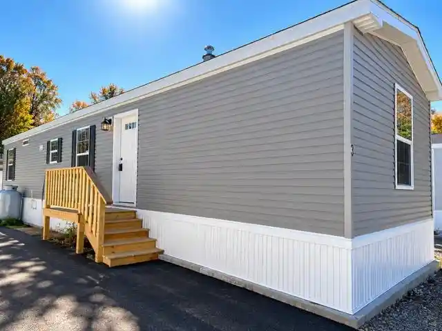 Photo 1 of Manufactured home for sale at 75 S Policy St #3, Salem, NH 03079 | MLS# 5115056 | Listing updated on 2026-10-21