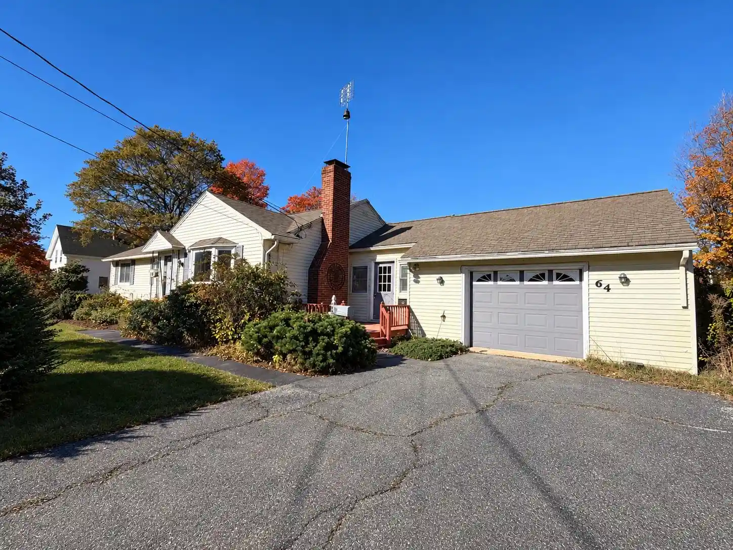 Photo 1 of Single family home for sale at 64 Anns Ln, Hampton, NH 03842 | MLS# 5115210 | Listing updated on 2026-10-22