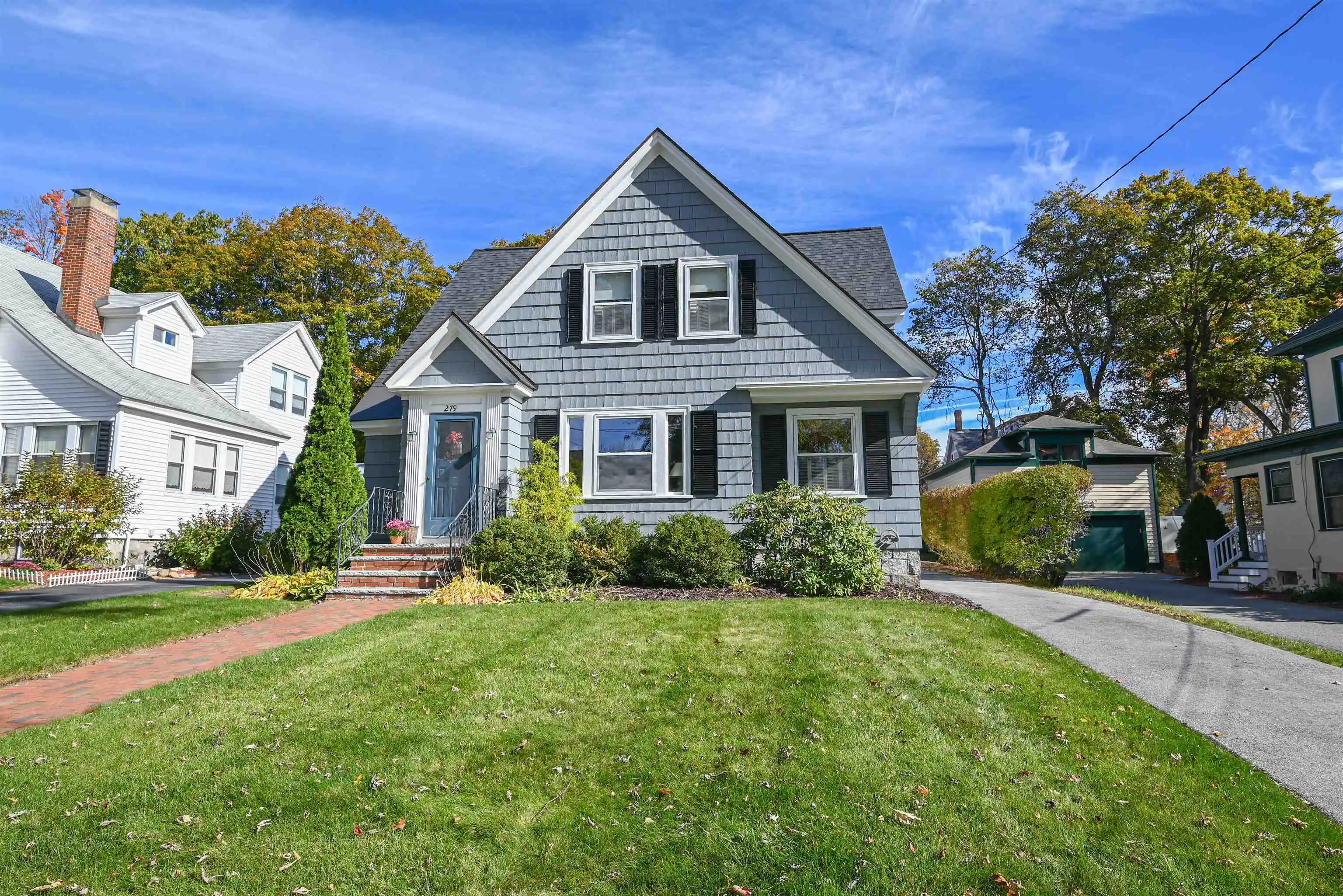 Single family home for sale at 279 N Bay St, Manchester, NH 03104 | MLS# 5115310