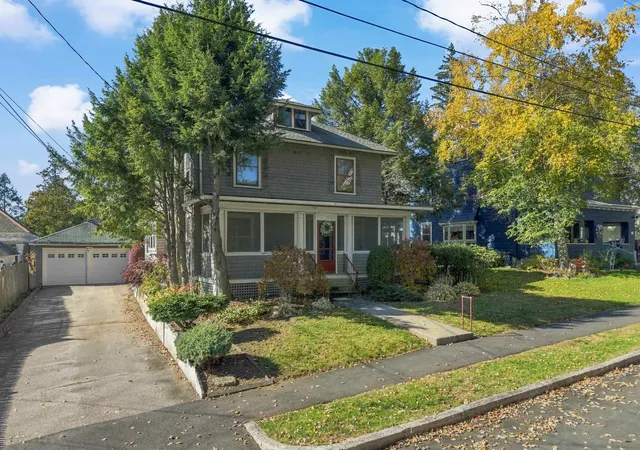 Photo 1 of Single family home for sale at 364 Ray St, Manchester, NH 03104 | MLS# 5115881 | Listing updated on 2026-10-29