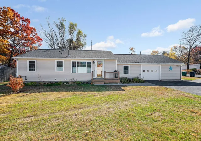 Photo 1 of Single family home for sale at 24 Harris Rd, Nashua, NH 03062 | MLS# 5116117 | Listing updated on 2026-10-30