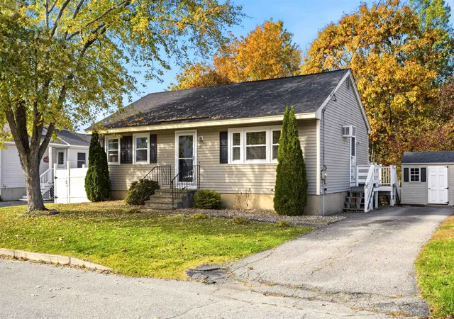 Photo 1 of Single family home for sale at 67 Gantry St, Manchester, NH 03103 | MLS# 5116118 | Listing updated on 2026-10-31