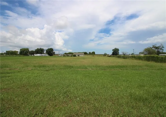 Homes for sale in Buras, LA | Hwy 23 To The Mississippi River (parcel 1611067), Buras, LA 70041 | MLS# 2348492