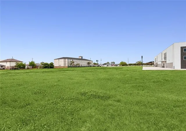 Photo 1 of Land for sale at 6539 Westbank Expressway Way, Marrero, LA 70072 | MLS# 2440476 | Listing updated on 2025-05-16
