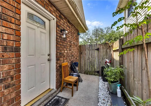 Condo for sale at 4617 Yale St #C, Metairie, LA 70006 | MLS# 2447648