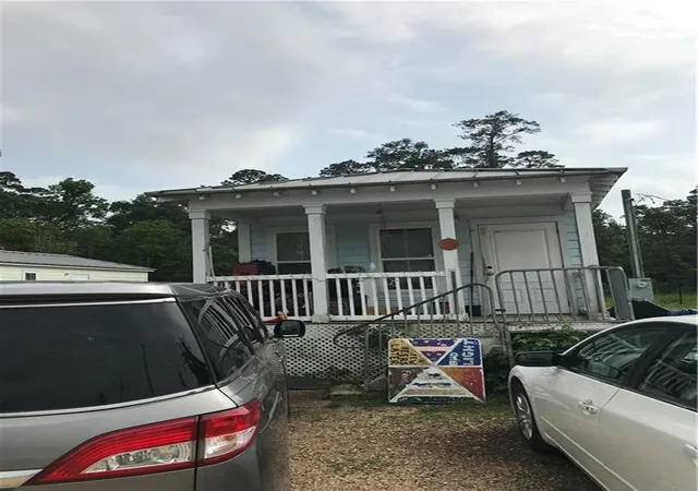 1st image of 1106 America St, Mandeville, LA 70448 | MLS# 2472761