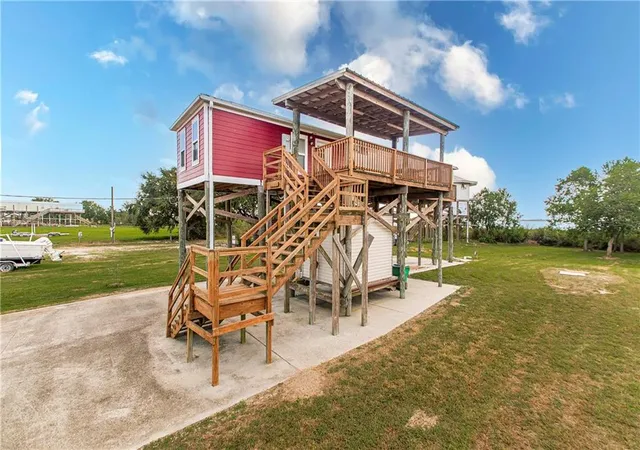 Photo 2 of Single family home for sale at 5212 Delacroix Hwy, St. Bernard, LA 70085 | MLS# 2529437 | Listing updated on 2025-11-04