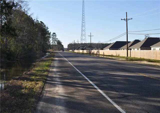 Photo 2 of Land for sale at 24182 Hwy 22 Hwy, Ponchatoula, LA 70454 | MLS# 2376863 | Listing updated on 2026-06-23