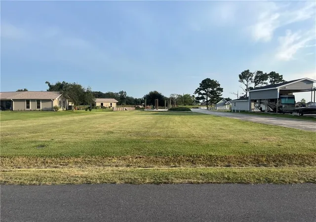 Photo 6 of Land for sale at 118 Michael Dr Dr, Des Allemands, LA 70030 | MLS# 2405127 | Listing updated on 2026-07-16