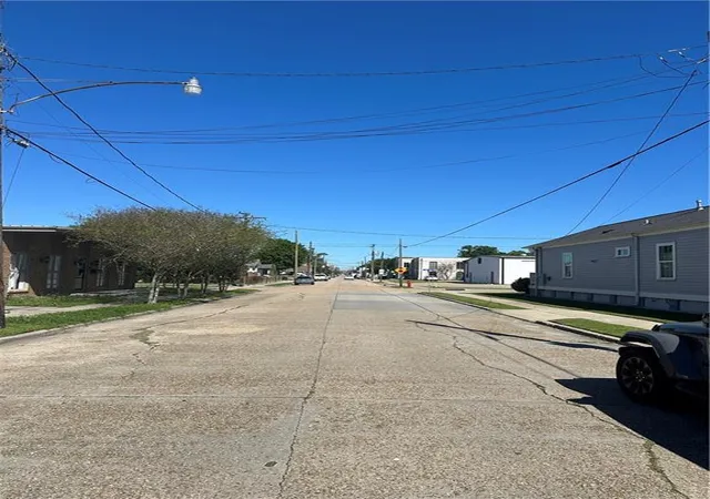 4th image of 1015 Derbigny St, Gretna, LA 70053 | MLS# 2440781