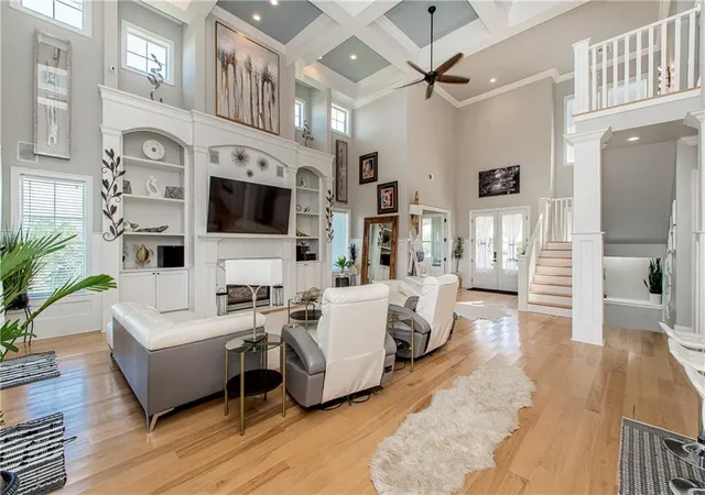 Photo 2 of Single family home for sale at 401 S Chenier Dr, Madisonville, LA 70447 | MLS# 2443540 | Listing updated on 2026-07-19