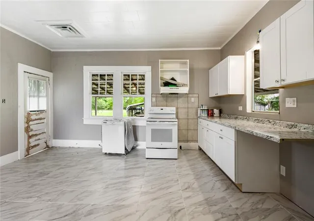 2nd image of 1408 Green St, Franklinton, LA 70438 | MLS# 2443053