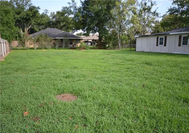 Homes for sale in Destrehan, LA | 247 Murray Hill Dr, Destrehan, LA 70047 | MLS# 2450866