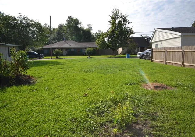 Homes for sale in Destrehan, LA | 247 Murray Hill Dr, Destrehan, LA 70047 | MLS# 2450866