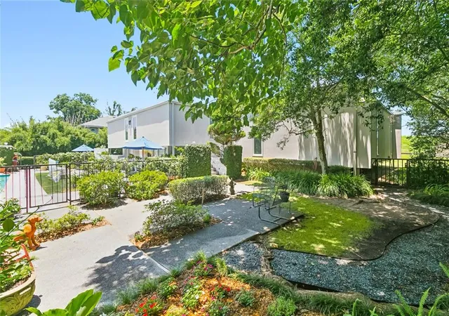 4th image of 12 Swan St, New Orleans, LA 70124 | MLS# 2452795