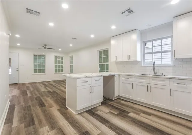 3rd image of 2321 S Roman St, New Orleans, LA 70125 | MLS# 2456707