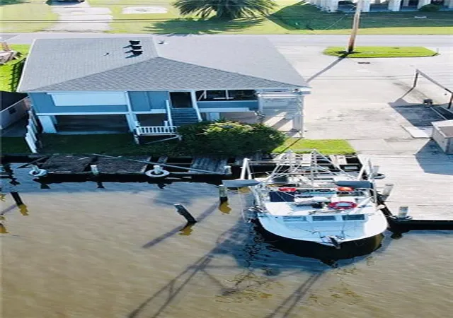 Photo 17 of Single family home for sale at 4272 Jean Lafitte Blvd, Lafitte, LA 70067 | MLS# 2458287 | Listing updated on 2026-01-14