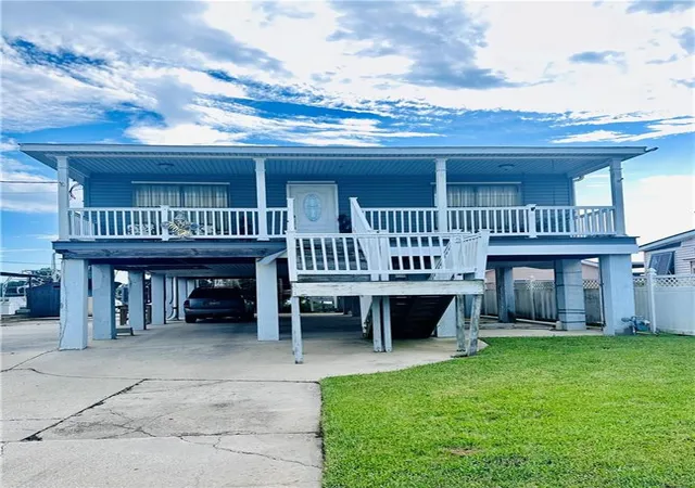 Photo 1 of Single family home for sale at 4272 Jean Lafitte Blvd, Lafitte, LA 70067 | MLS# 2458287 | Listing updated on 2026-01-14