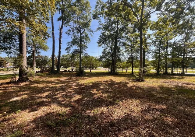 2nd image of 0 E Causeway Blvd, Mandeville, LA 70448 | MLS# 2461687