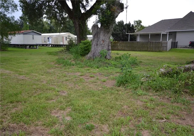 Homes for sale in Des Allemands, LA | 101 Mitchell Ln, Des Allemands, LA 70030 | MLS# 2464892