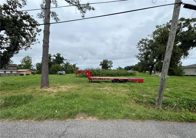 Homes for sale in Destrehan, LA | 735 Vans Ln, Destrehan, LA 70047 | MLS# 2467021
