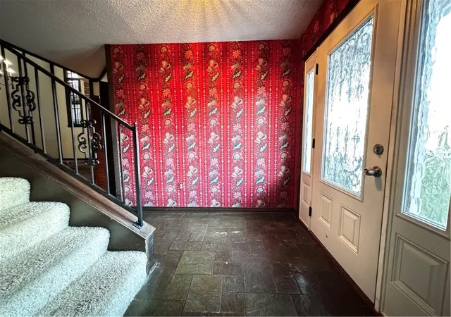 Photo 3 of Single family home for sale at 5025 Tartan Dr, Metairie, LA 70003 | MLS# 2468574 | Listing updated on 2026-06-22