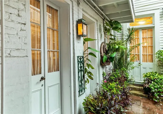 Photo 3 of Townhouse for sale at 918 Orleans Ave, New Orleans, LA 70116 | MLS# 2473490 | Listing updated on 2026-05-05