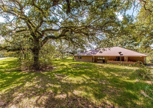 1st image of 43265 Anthon Ln, Hammond, LA 70403 | MLS# 2473914