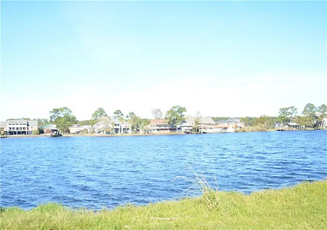 Homes for sale in Slidell, LA | 3065 S Palm Dr, Slidell, LA 70458 | MLS# 2478864