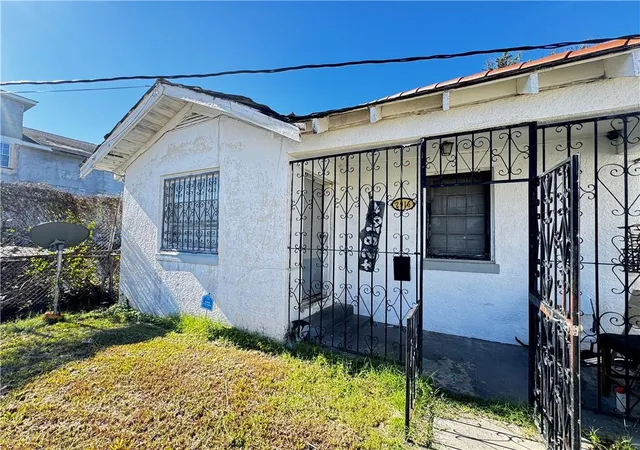 1st image of 2916 College Ct, New Orleans, LA 70125 | MLS# 2479841