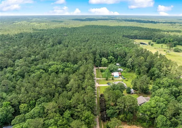 1st image of 0 Henderson Rd, Covington, LA 70433 | MLS# 2483992