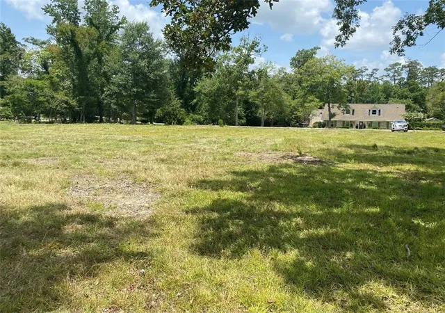2nd image of 7 Ivy Ln, Covington, LA 70433 | MLS# 2484256