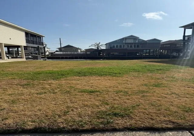 Photo 3 of Land for sale at 4943 Fran Ln, Barataria, LA 70036 | MLS# 2485073 | Listing updated on 2026-07-30