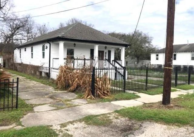 Homes for sale in New Orleans, LA | 1012 Delery St, New Orleans, LA 70117 | MLS# 2489515