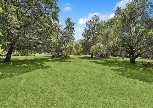 Homes for sale in Belle Chasse, LA | 114 Cambridge Dr, Belle Chasse, LA 70037 | MLS# 2490242