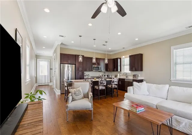 5th image of 816 Monroe St, Gretna, LA 70053 | MLS# 2490900