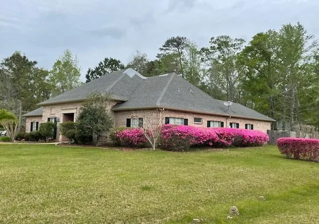Photo 2 of Single family home for sale at 22 Wishing Well Ct, Covington, LA 70433 | MLS# 2490211 | Listing updated on 2026-06-30