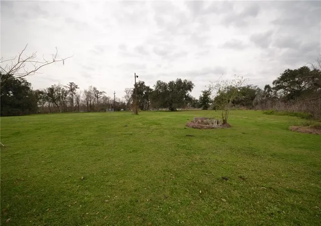 Homes for sale in Paradis, LA | 16047 Hwy 631 Hwy, Paradis, LA 70080 | MLS# 2487260