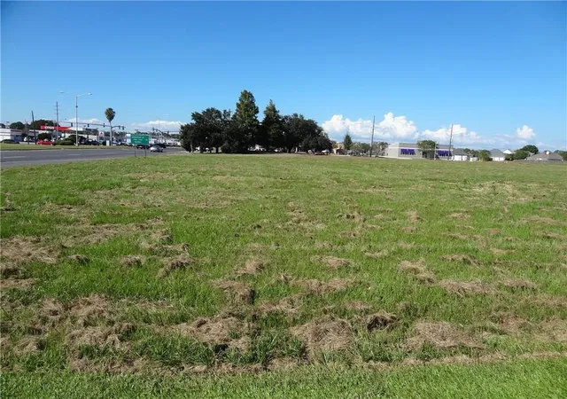 Photo 3 of Land for sale at Belle Terre Blvd, Laplace, LA 70068 | MLS# 2493291 | Listing updated on 2026-03-17